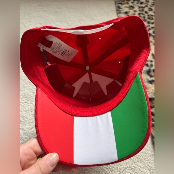 Ferrari NWT Hat - Picture 2 of 6